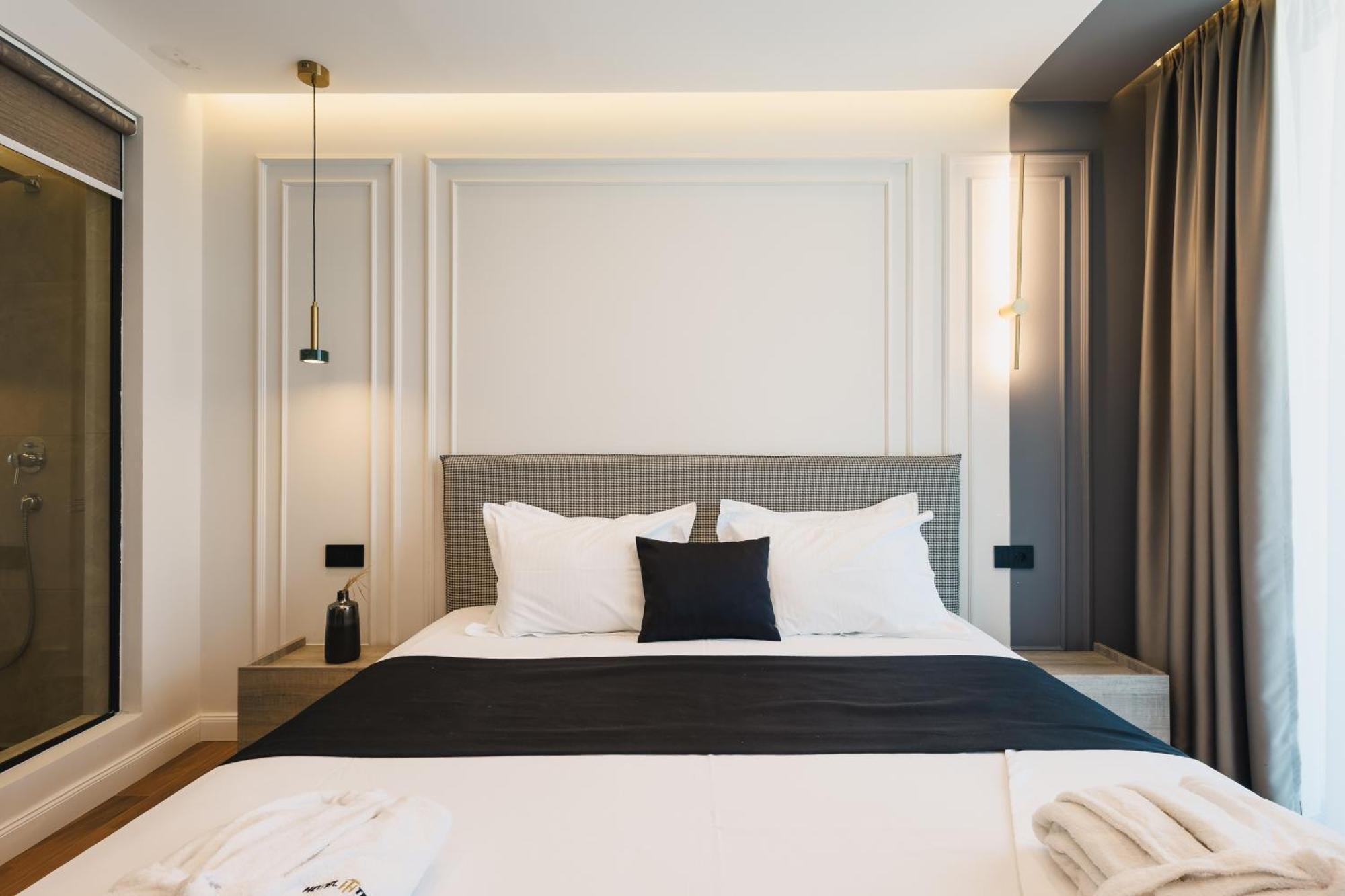 Teuta Hotel